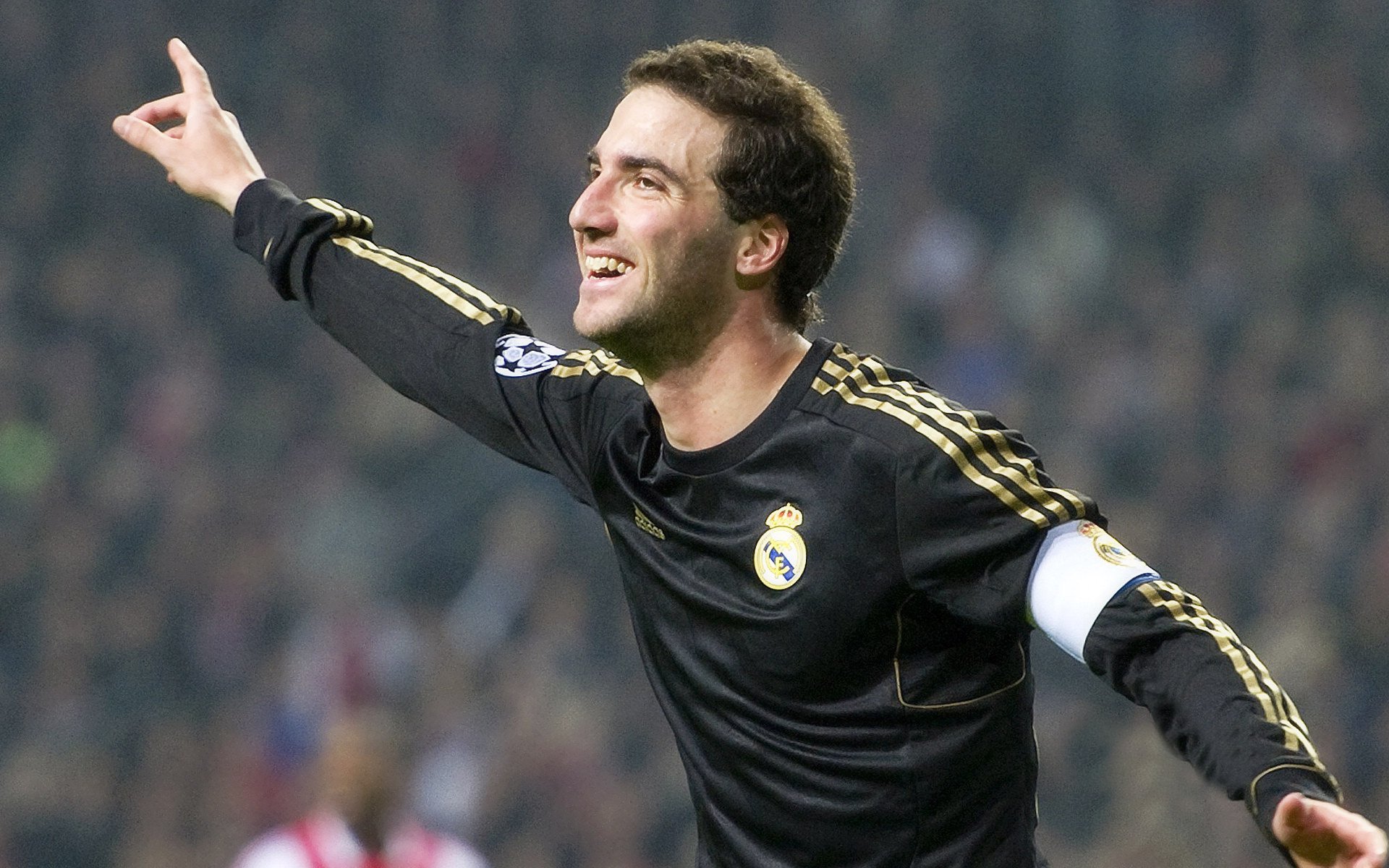 巴西骑手大卫·阿尔维斯在巴黎奥运会盛装舞步比赛中获得第十三名,创造个人最佳成绩。